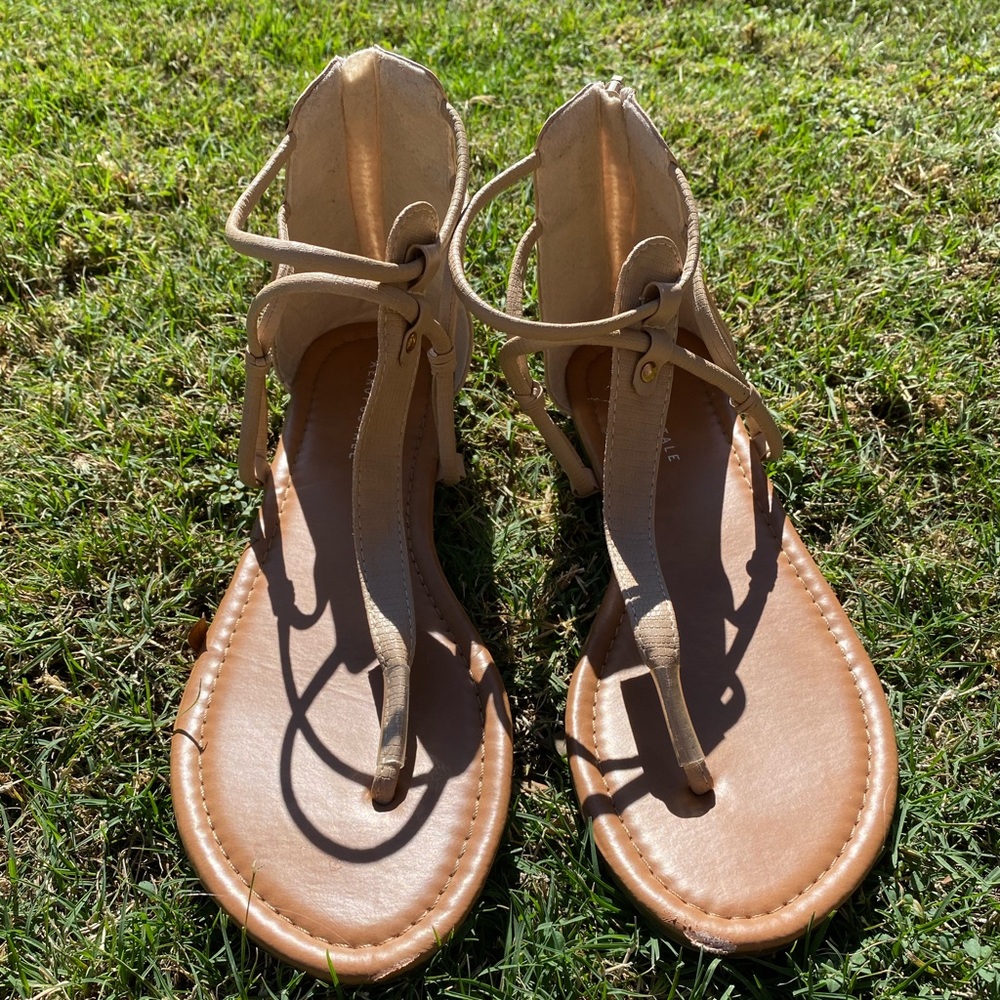 aeropostale sandals